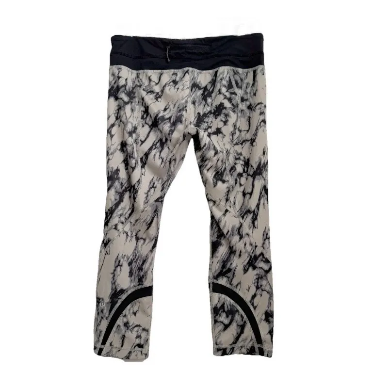 LULULEMON Run: Inspire Crop II All Luxtreme Great Granite Black Mojave Tan Sz 8 - Image 2