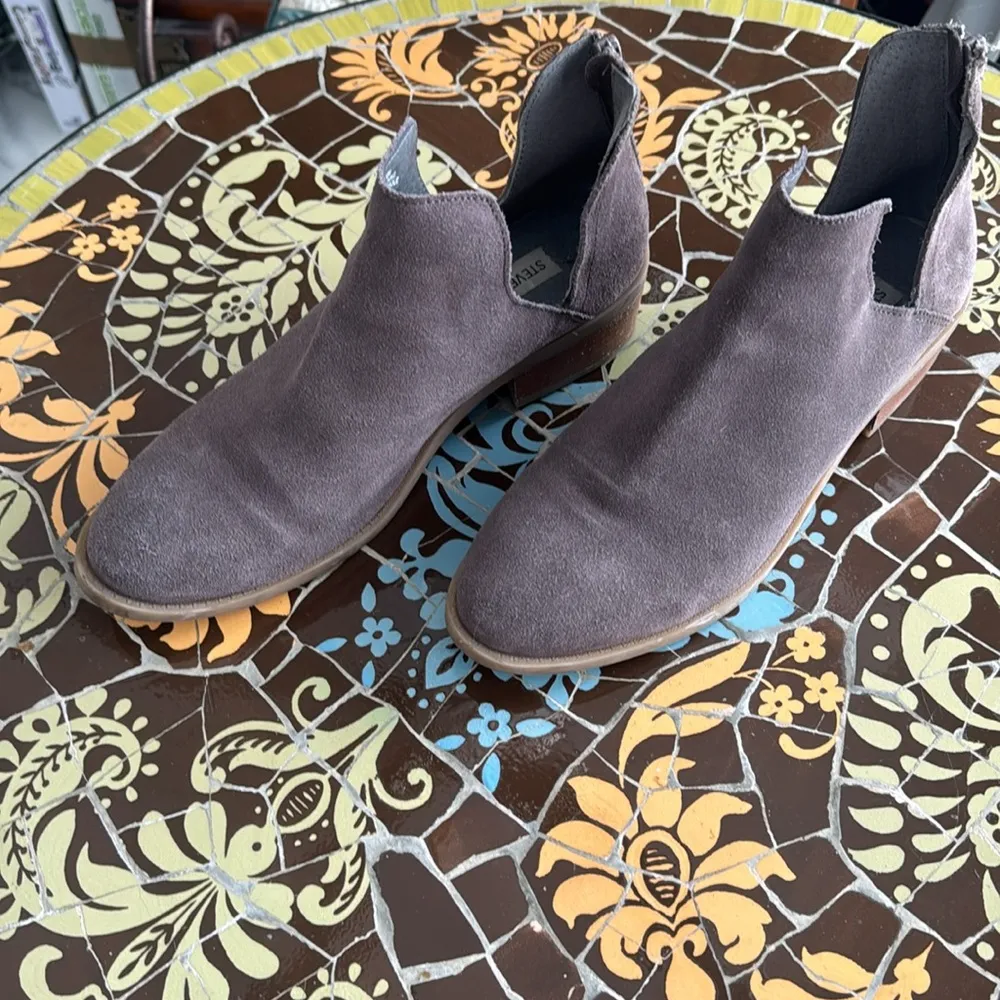 STEVE MADDEN SUEDE ANKLE BOOT Sz:10 - Image 3