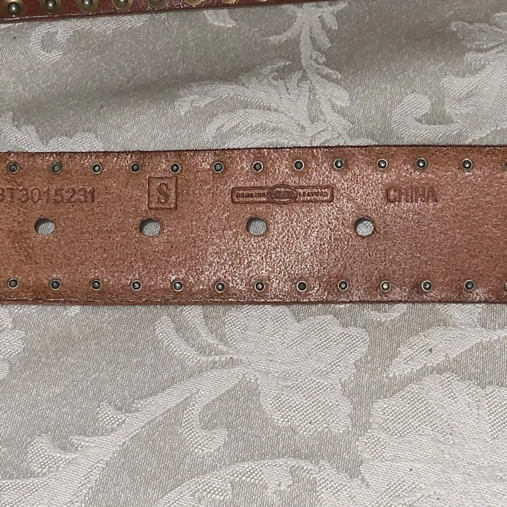 Fossil Leather Western Boho Brown Belt Antique Gold Studs Detail Small - Image 10