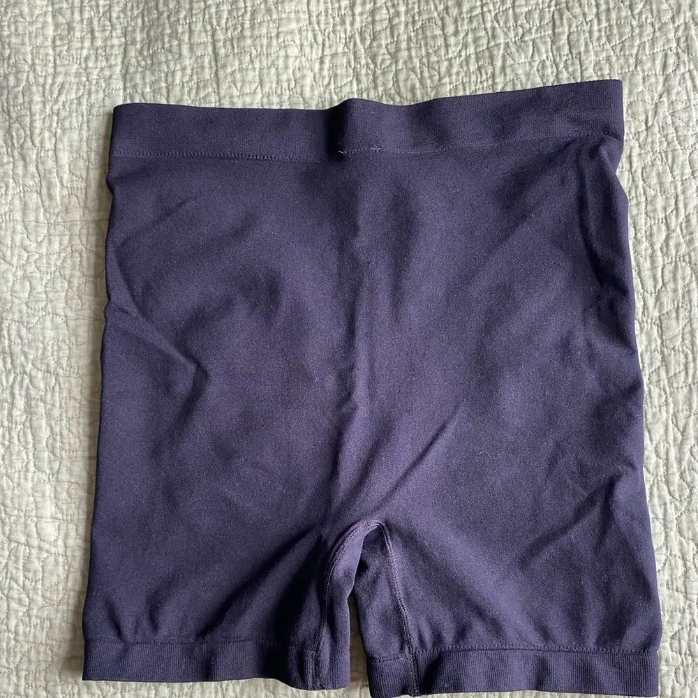 high waisted black biker shorts - Image 5