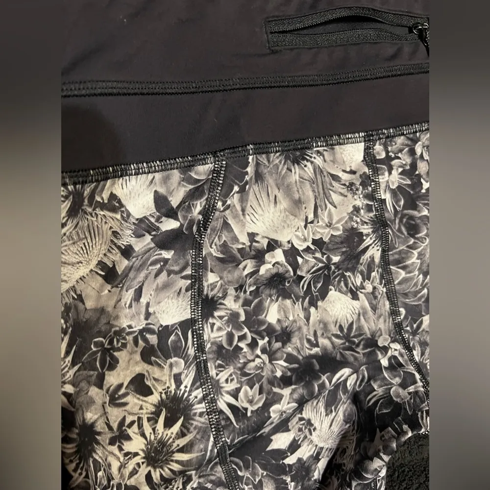 LULULEMON RUN INSPIRE CROP PANT FLOWABUNGA BLACK ANGEL WING RUNNING EUC sz 6 - Image 2