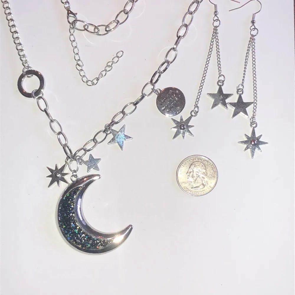 Silver Tone Chunky Rhinestone Moon Pendant Star Charms Necklace Earrings Set - Image 3