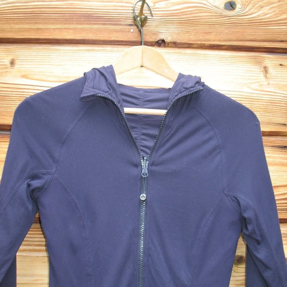 Lululemon In Flux  Reversible Jacket Black Grape - Image 11