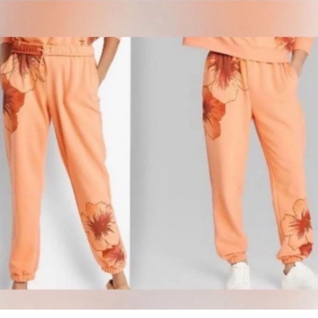 NWT Wild Fable Peach Orange Floral Mid-Rise Fleece Jogger Sweatpants Size 1X - Image 2