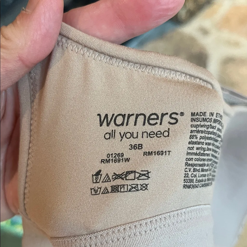 Comfy Light Tan Dark Beige Bra Padded Warners Size undefined - Image 5