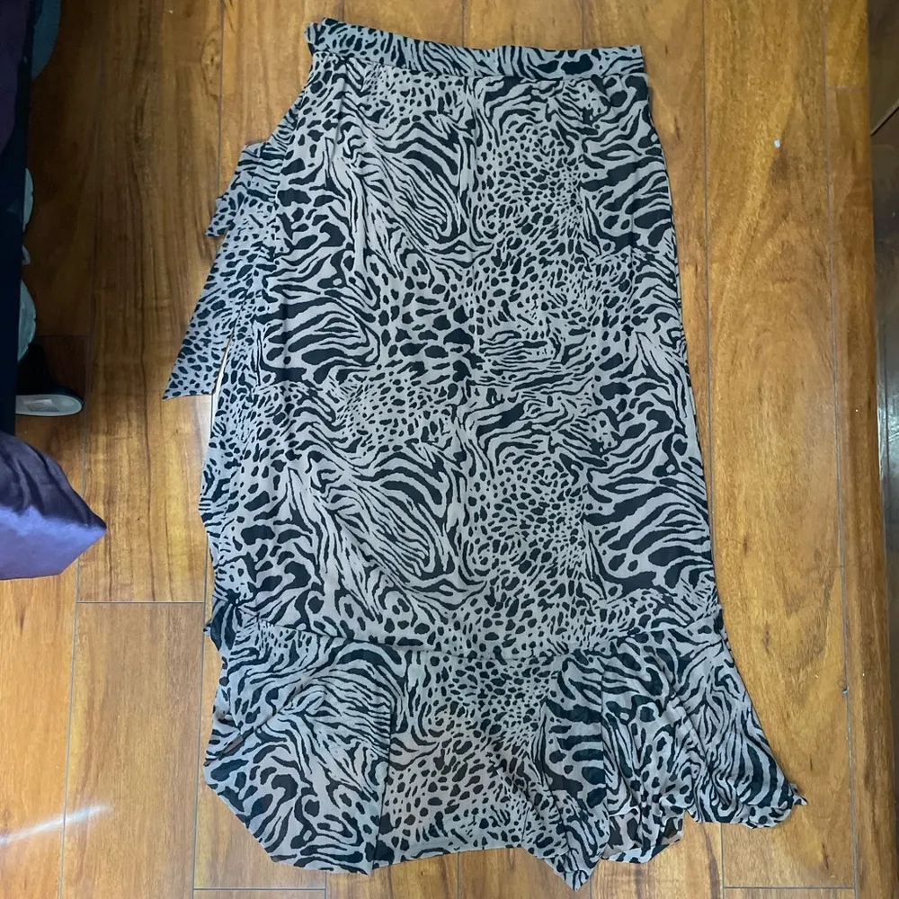 Jane + Delancey Animal Print Midi Skirt - Image 2