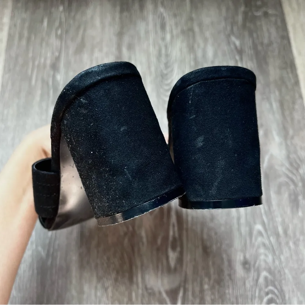 Ann Taylor Factory Black Suede Slip On Block Heel Sandals Heels Size 6 - Image 5