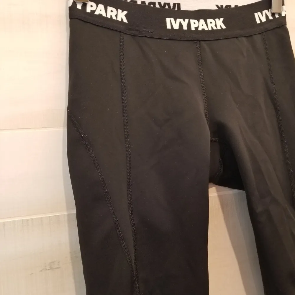 {S} Ivy Park Sculpted Capri  Black Leggings Beyonce Active Athleisure Loungewear - Image 4