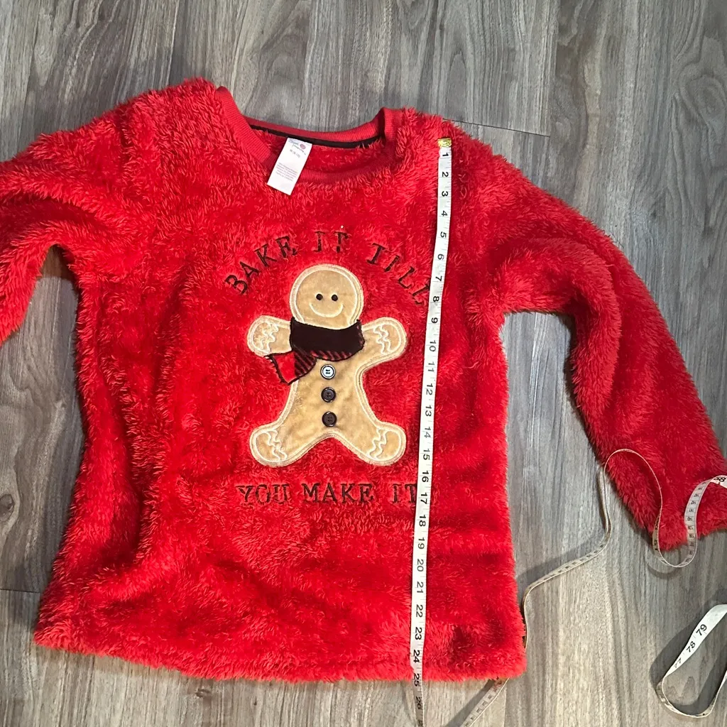 Secret Treasures Red Sweater with Gingerbread Design - Image 9