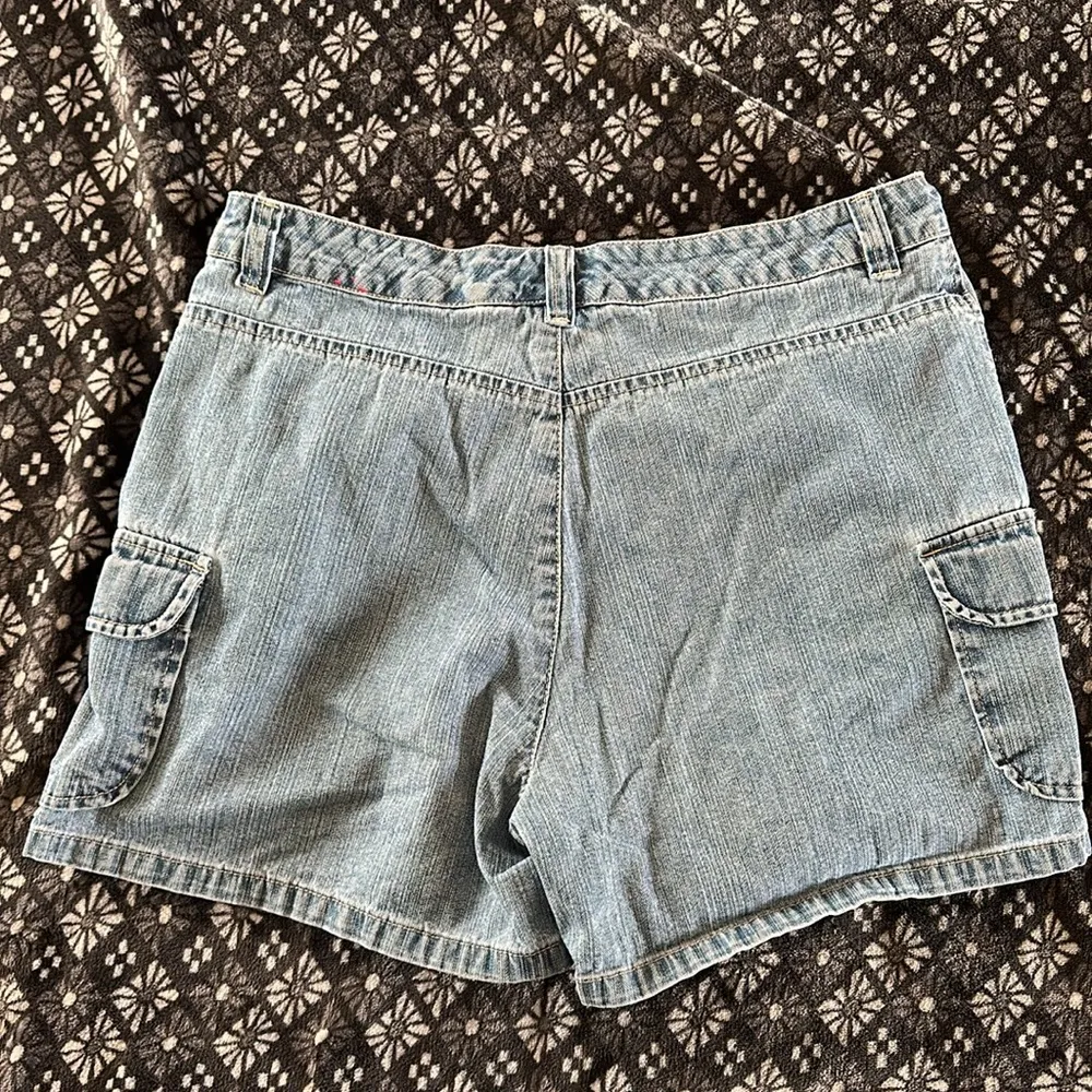 Vintage Gloria Vanderbilt Jean Shorts - Image 3