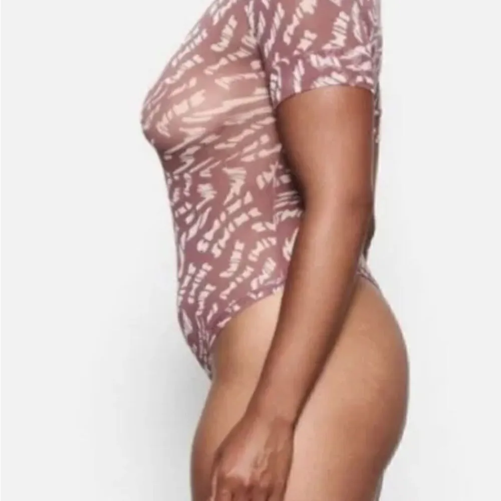 #229 SKIMS  bodysuit New With Tags - Image 3