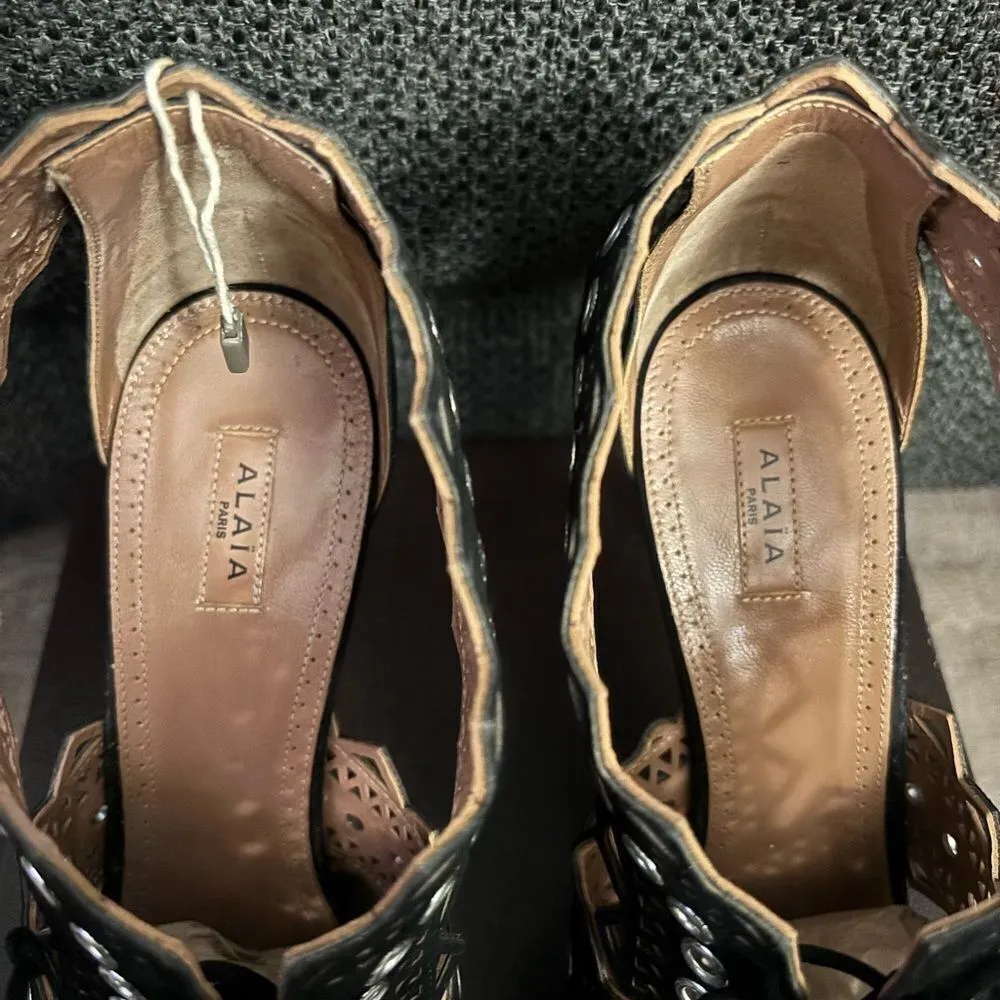 Alaia Suede Heels 41 Black Size 10 - Image 4