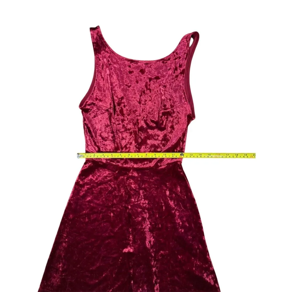 H&M Divided Women's Size 4 Dark Red Velvet Fit-and-Flare Dress - Image 3