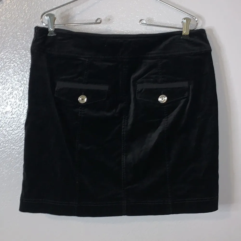 White House Black Market black velour velvet mini pencil skirt - Image 4