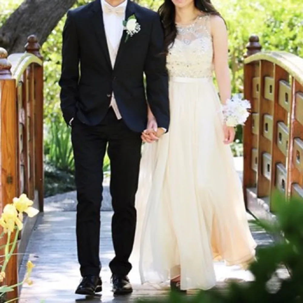 Promgirl champagne dress - Image 3