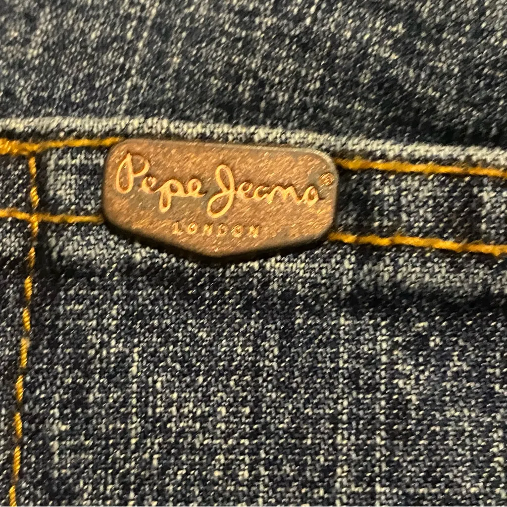 Pepe London Size 3 Crop Jeans Made In Jordan Retail $109.00 Sku A7 - Image 3