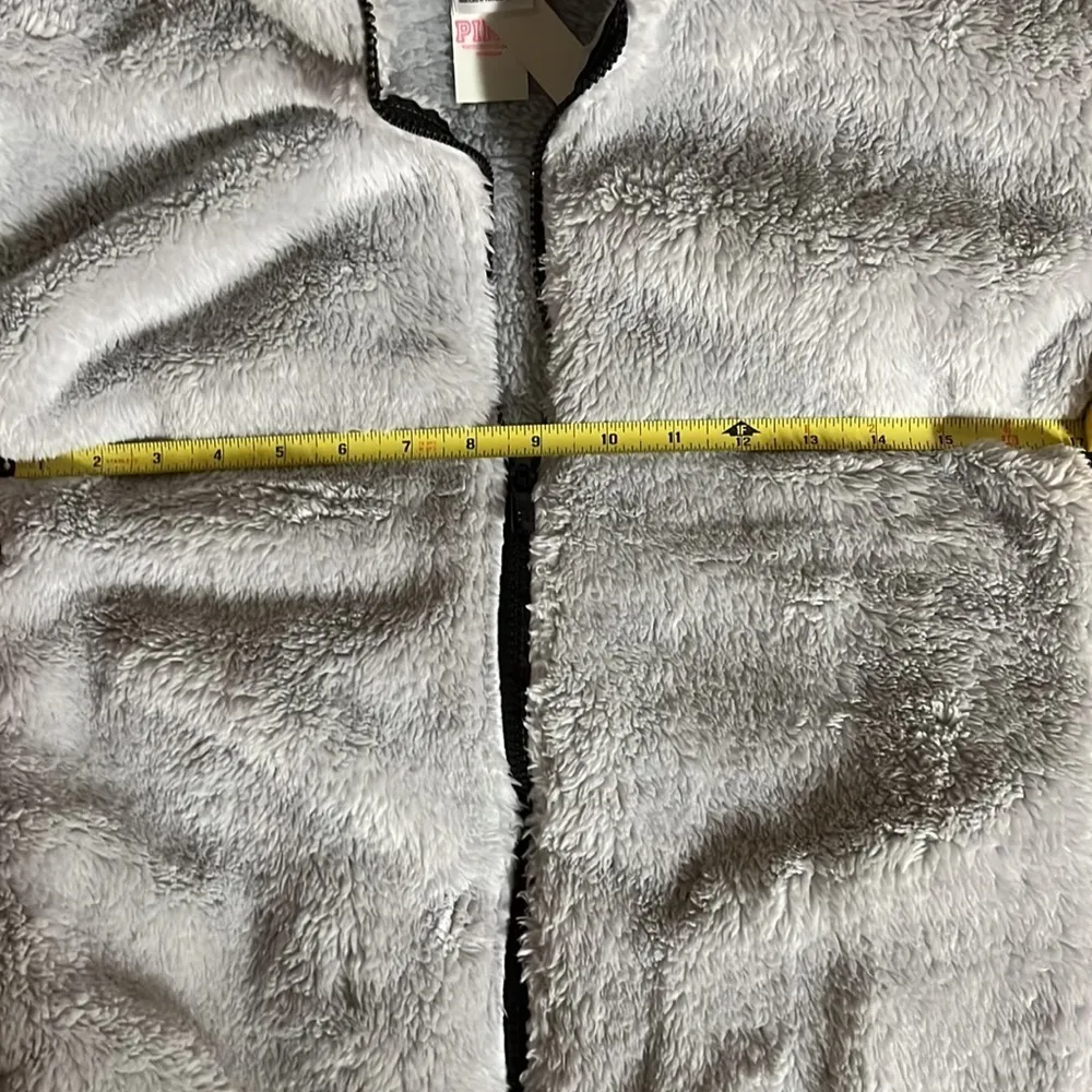 Victoria’s Secret NWT teddy full zip - Image 6