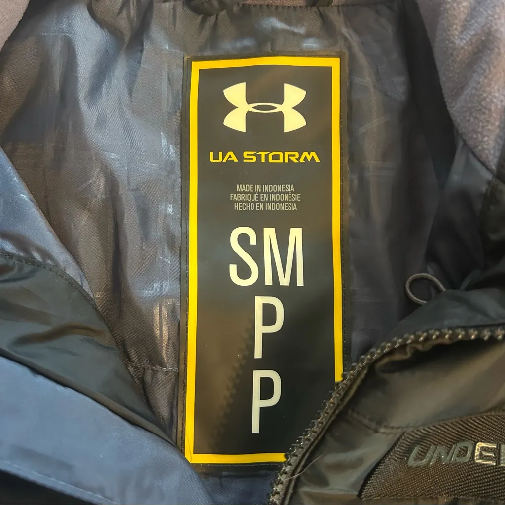 NEW Under Armour Puffer Jacket Ski Snow Winter Coat Snowboard Outdoor Small - Image 5