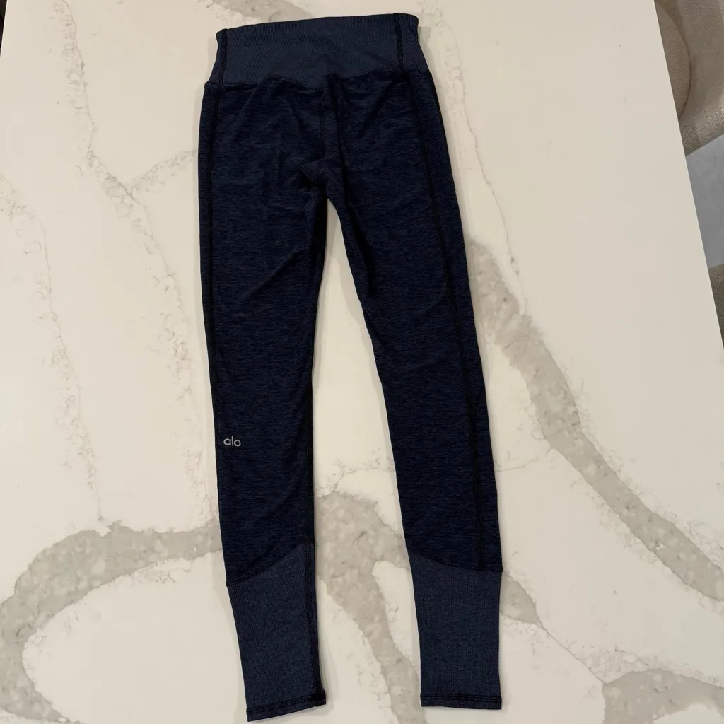 ALO Yoga High-Waist Alosoft Lounge Legging Women’s Small Rich Navy Heather Blue - Image 9