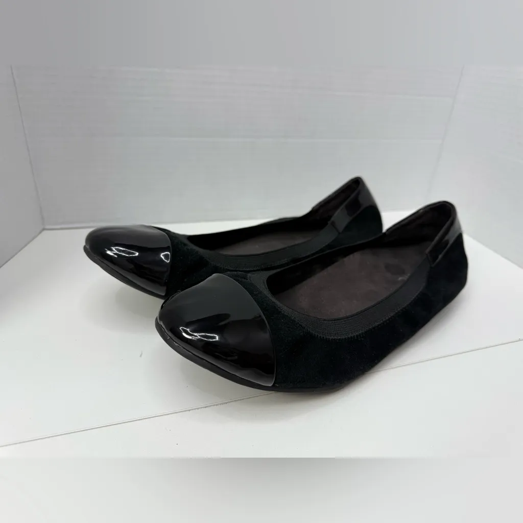Vionic Black Patent Toe Ballet Flats size 11 - Image 4