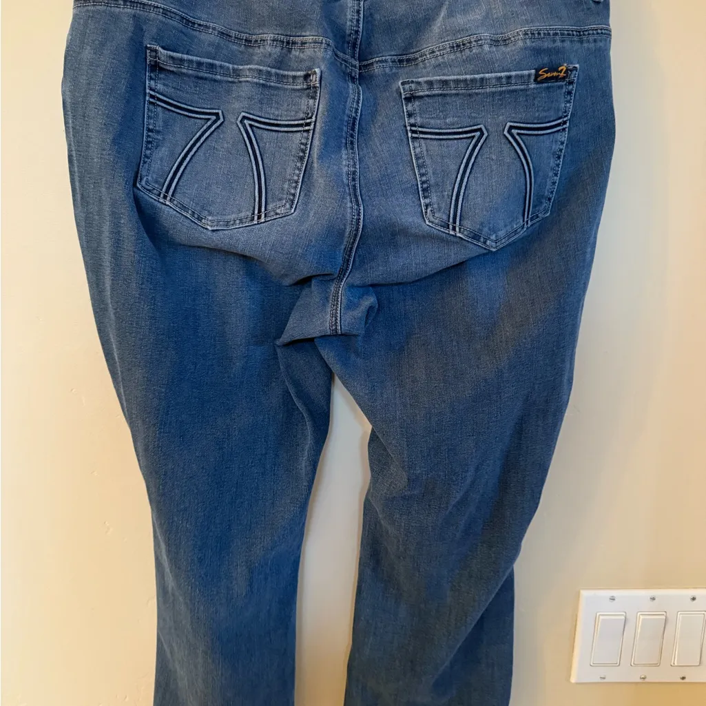 Seven7 Blue Skinny Jeans with Subtle Fading Sz.16W - Image 2
