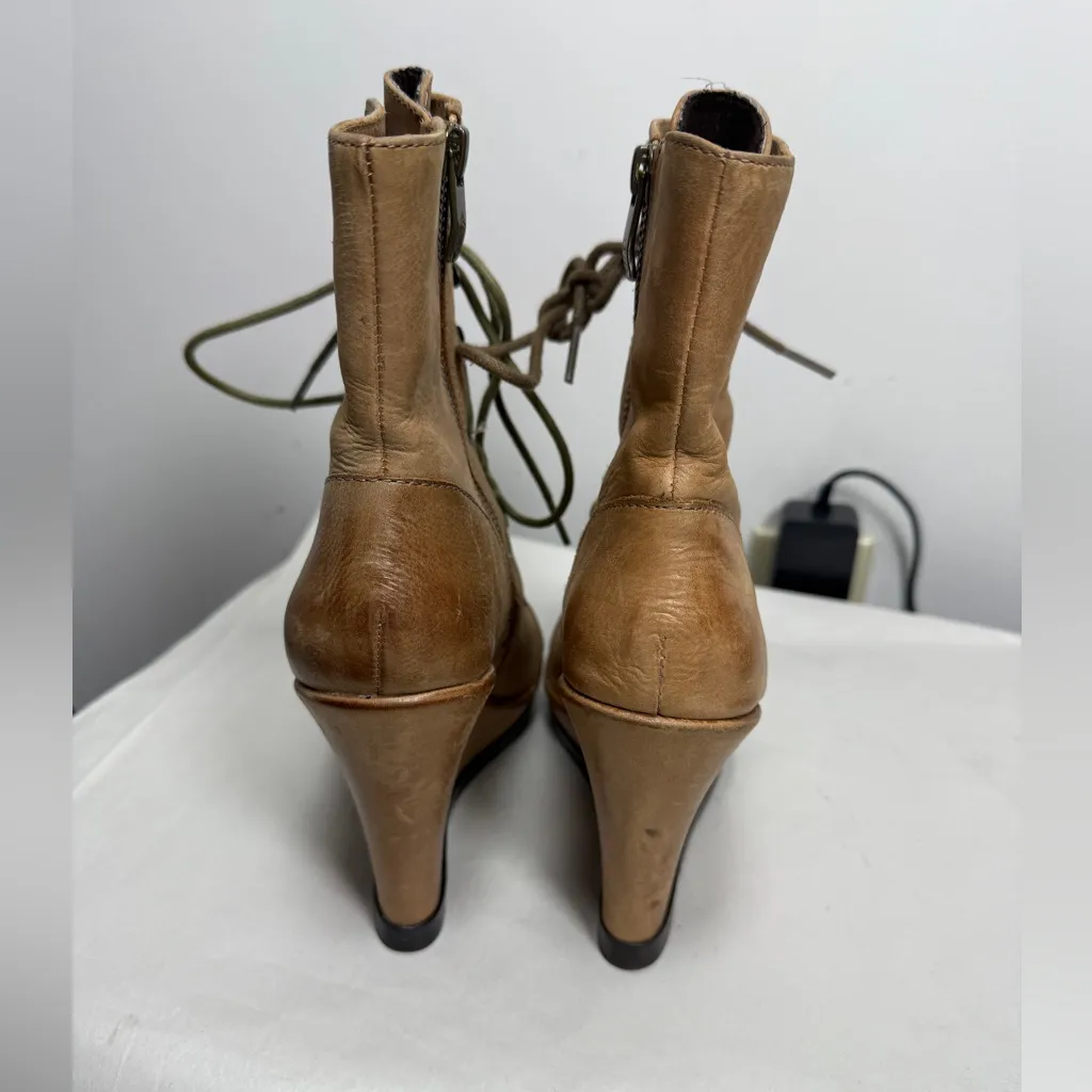 Vince Camuto Suni Camel Leather Lace Up Wedge Heel Platform Ankle Boot, sz 5.5 - Image 5