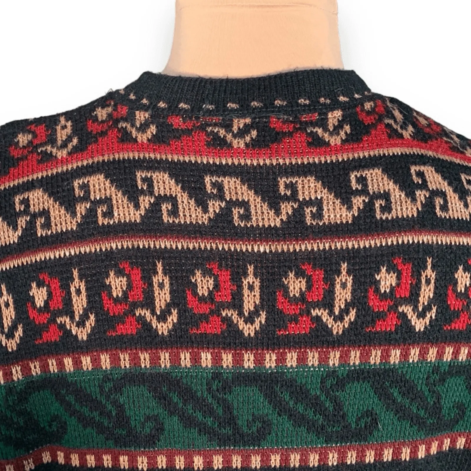 Vintage 90s Sweater Red Rose Dark Floral Knit Pullover Black Green Made in USA Size M - Image 4