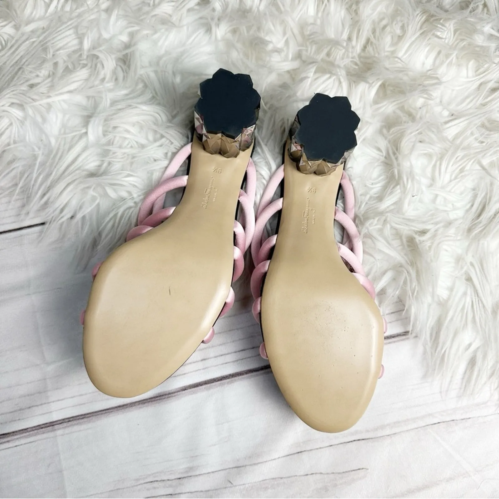 Salvatore Ferragamo Amalia 55 Satin Slip on Pink Sandal Size  9.5‎ - Image 7