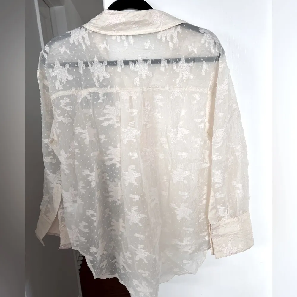 Lulus florals top - Image 6