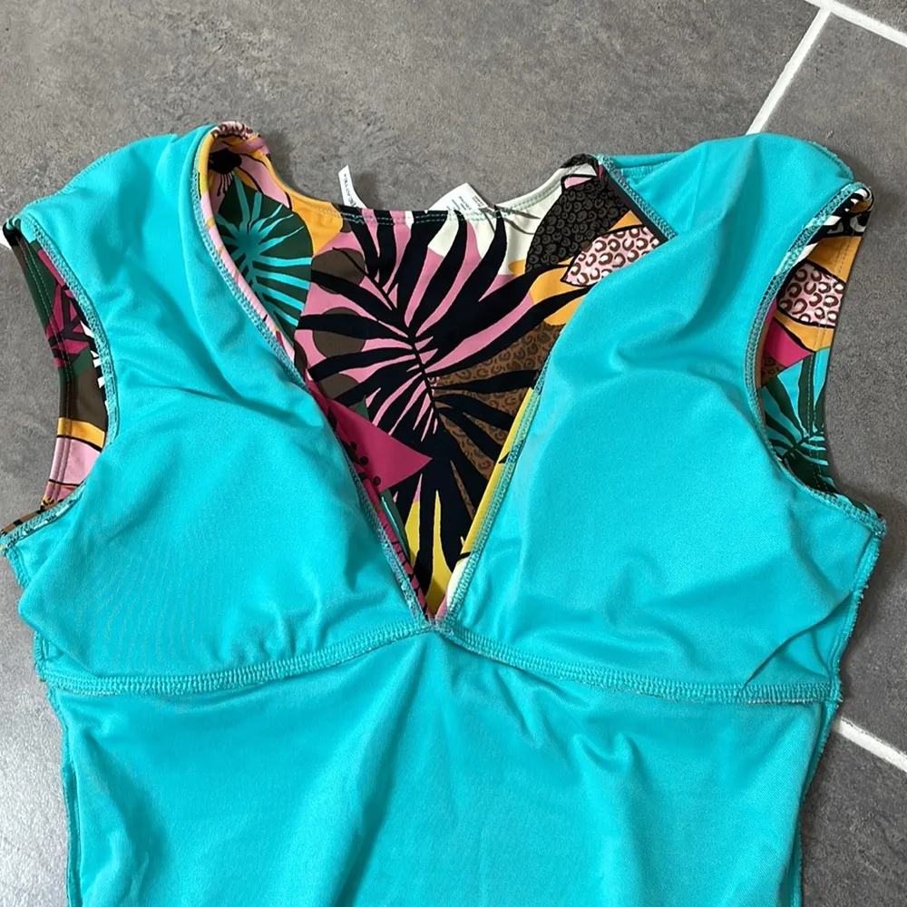 Bleu Rod Beattie Run Wild Cap Sleeve One Piece Swimsuit size 6 - Image 8