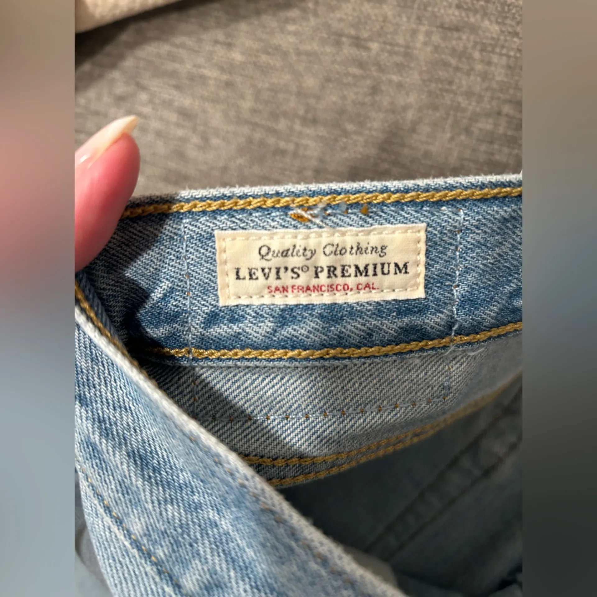 NWT! Levi’s Wedgie Straight Jeans Size 32 - Image 7