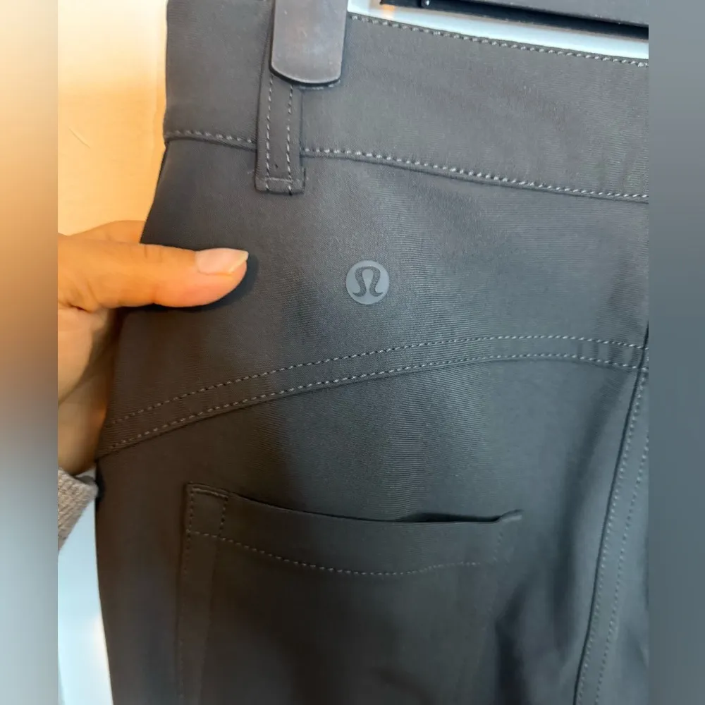 Lululemon Charcoal Gray City Sleek 5 Pocket HR 7/8 Pants - Image 4