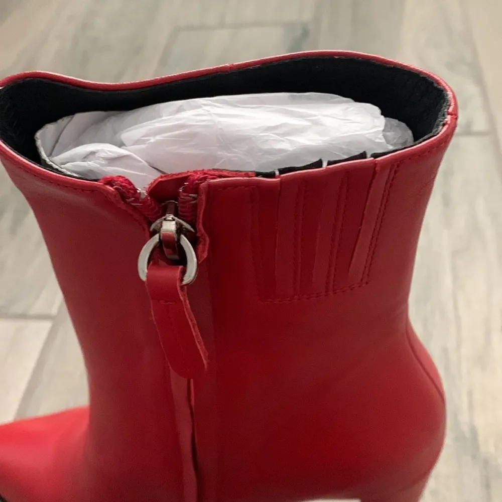 Alias Mae red heeled boots Size 9 - Image 3