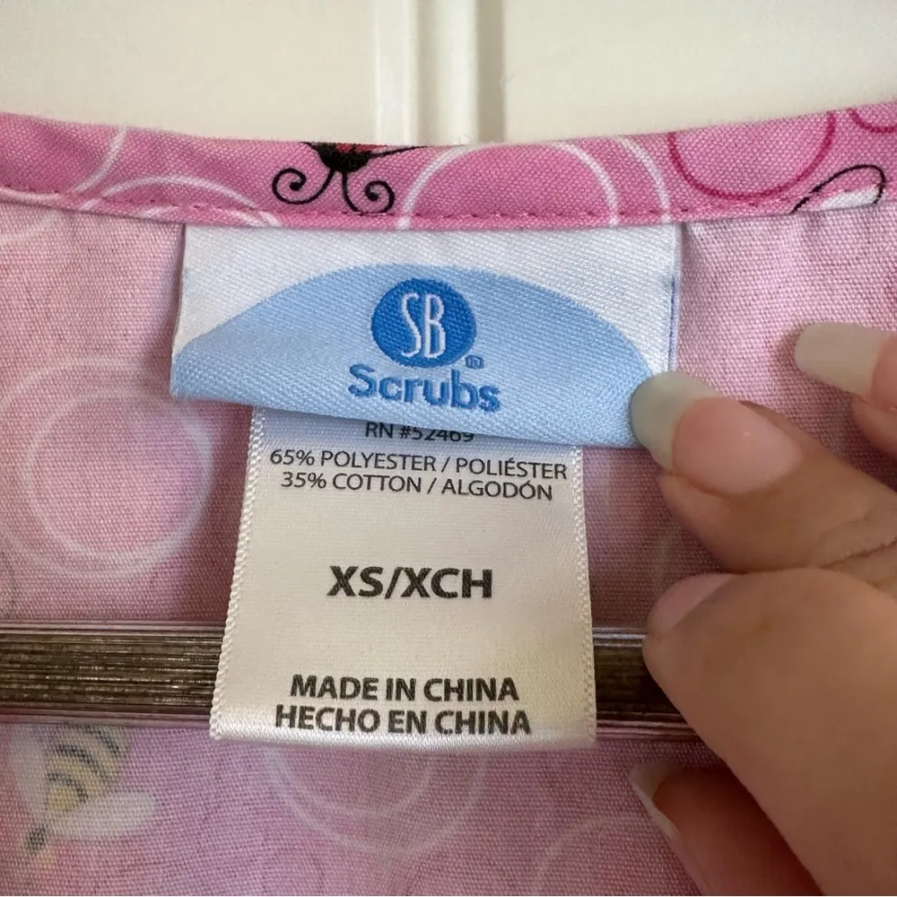 SB Scrubs pink ladybug bumblebee flower nurse smock scrub shirt women XS - Image 9