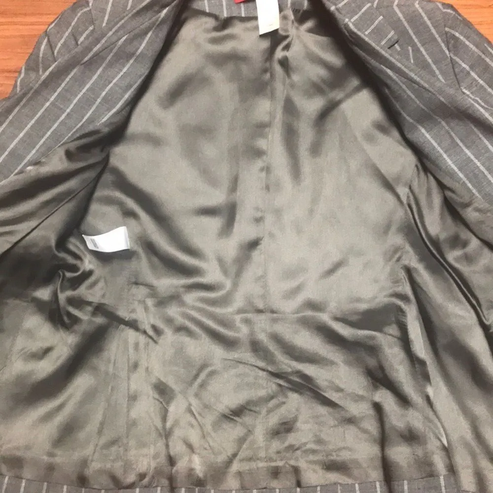 COPY - Anne Klein Gray Stripped Blazer, size 4 - Image 5