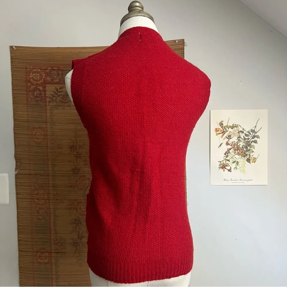 Vintage 1970’s Red Sweater Vest Academia Librarian Small - Image 4
