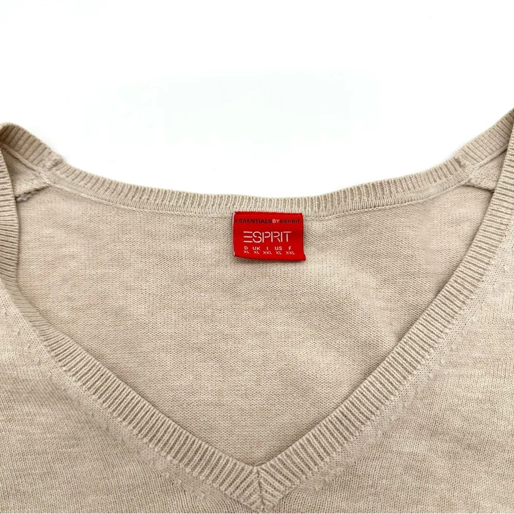Esprit Women's Beige V-Neck Knit Pullover Sweater XL - Image 8