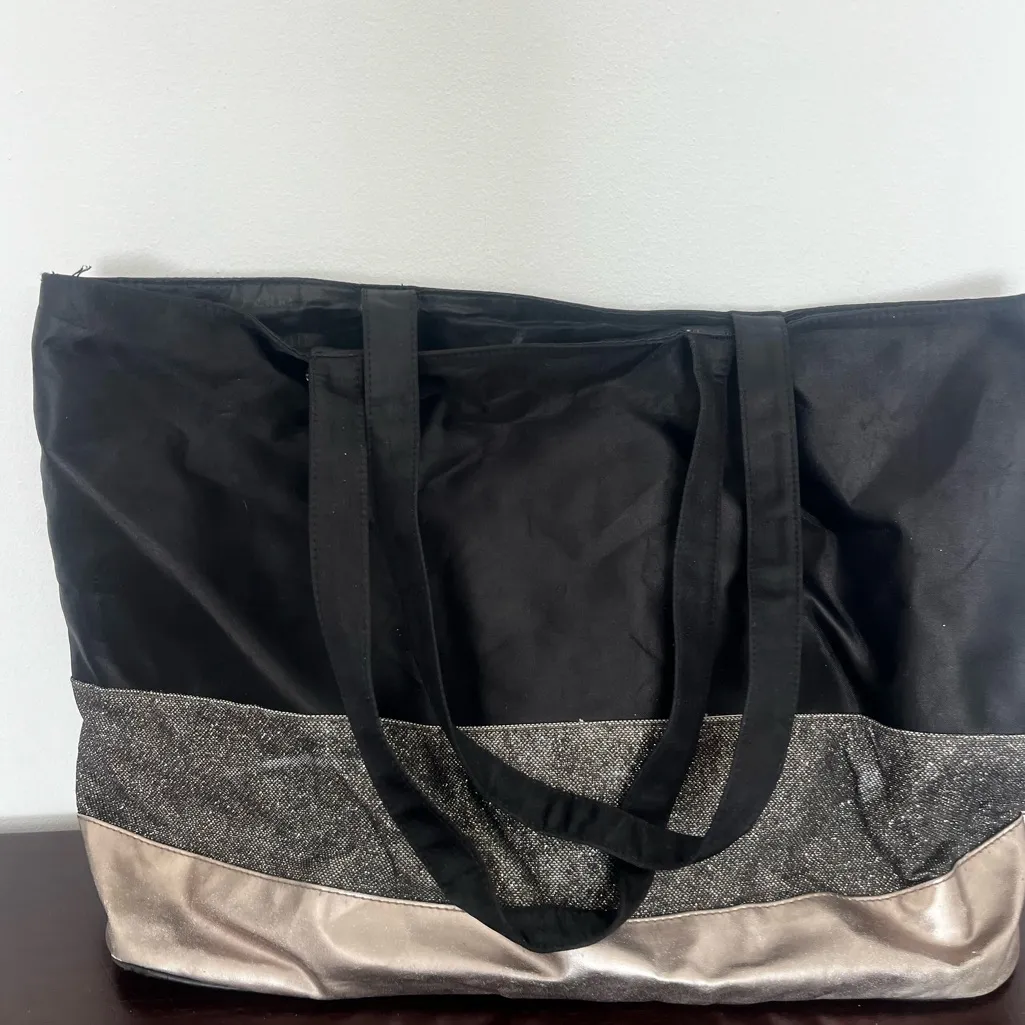 Black and Gray Tote Bag - Image 4