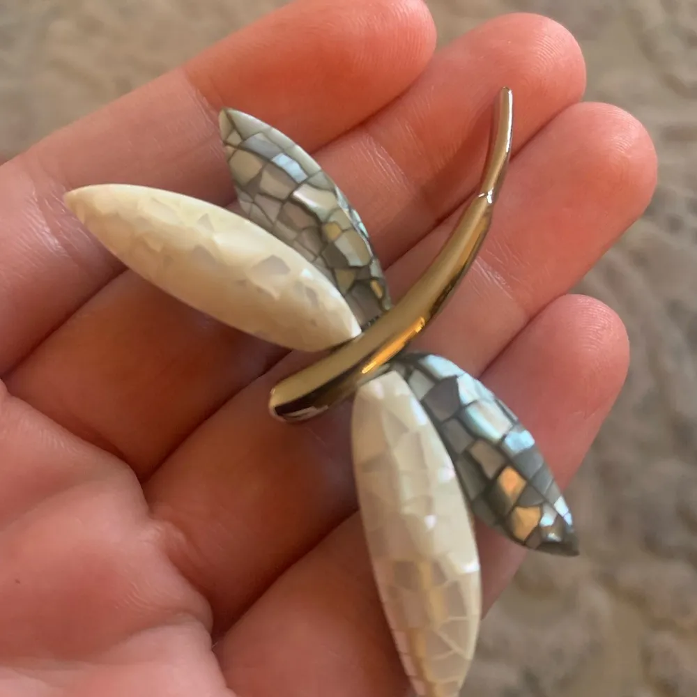 Vintage Liz Claiborne Elegant Dragonfly Brooch - Image 2