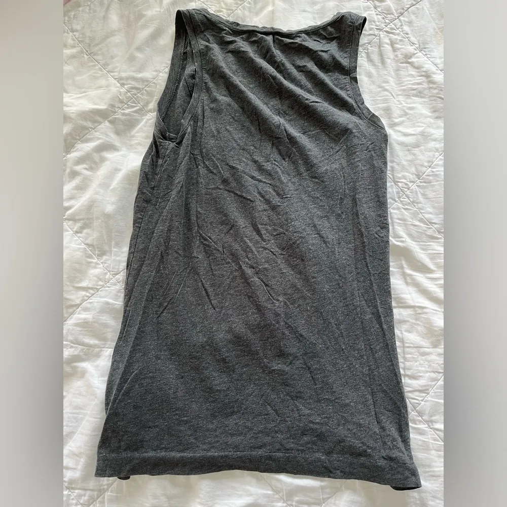 Gap charcoal gray tank top - Image 6