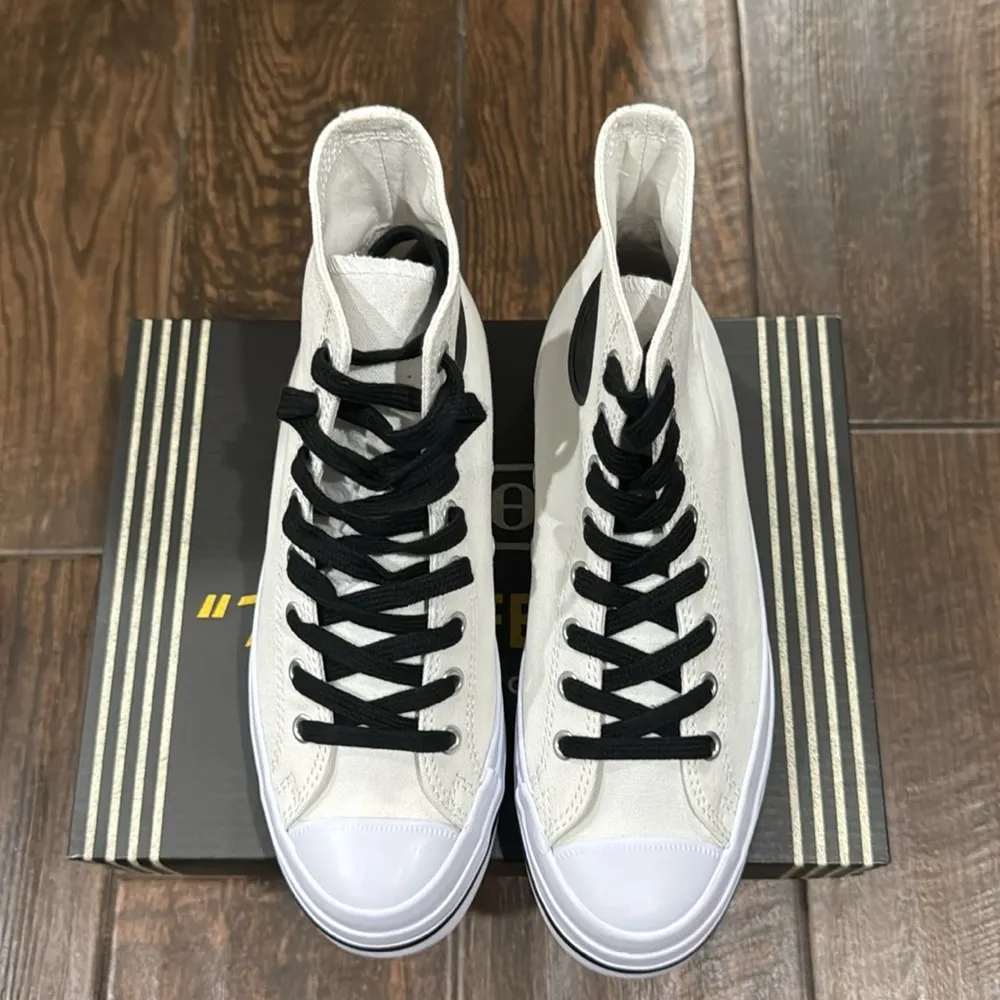 HOOD CONFERENCE SNEAKERS Size 6.5 White - Image 3