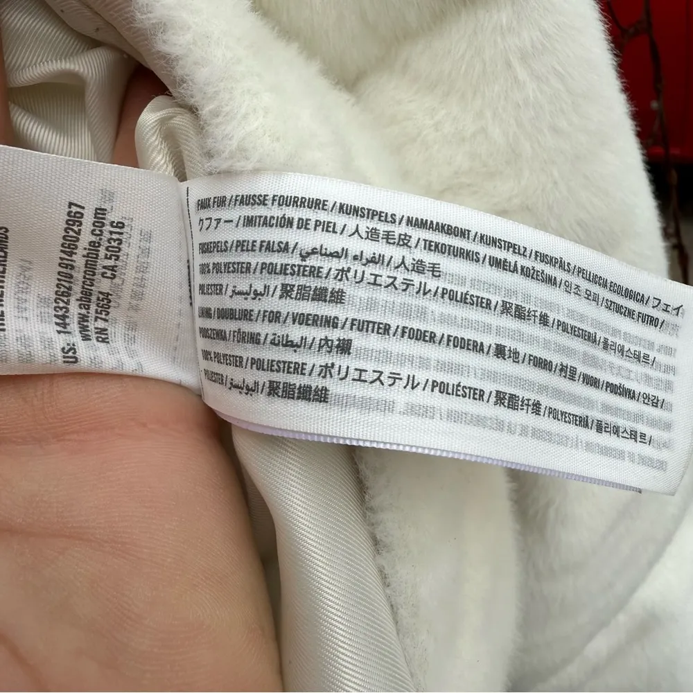 ABERCROMBIE & FITCH White Sherpa Fleece Mini Ultra Puffer Jacket SMALL - Image 8