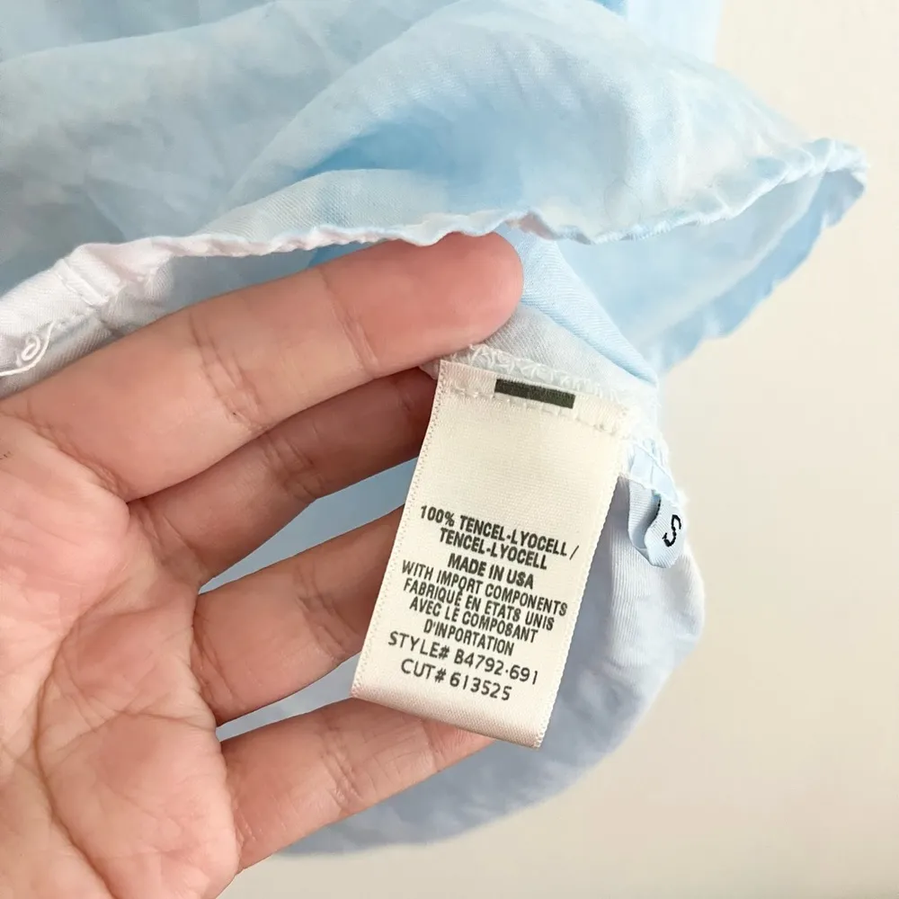 Bella Dahl Light Blue Wash Long Sleeve Pocket Button Down Shirt Blouse Small HTF - Image 50