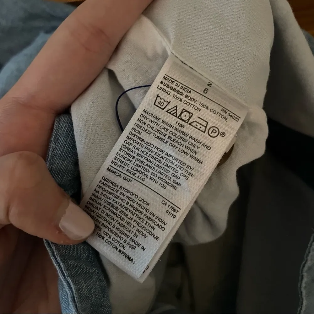 GAP denim cotton skirt mid length modest buttons classic casual comfortable - Image 8