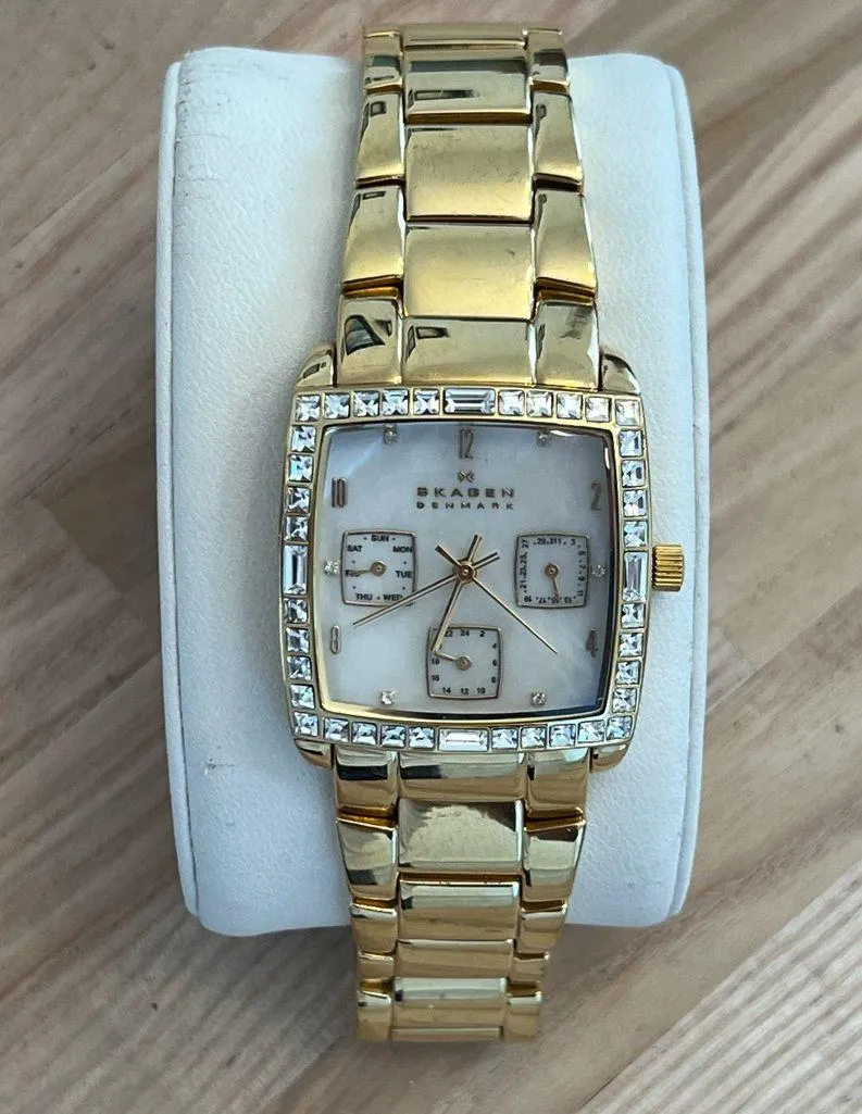 Skagen Ladies Watch Crystals Gold - Image 4