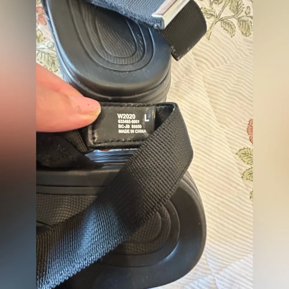 Black sparkly Women's platform Sandals size 7 Size L - Image 8