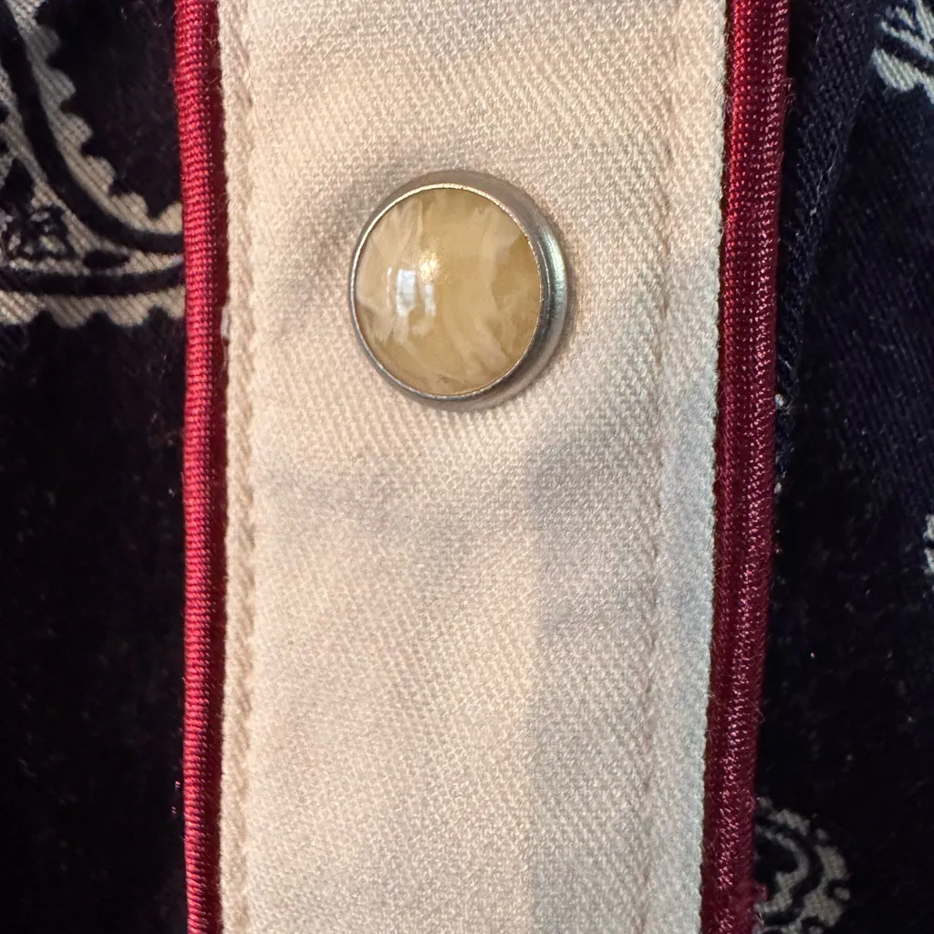 Wrangler Retro Western Wear with Pearled Buttons - Image 6