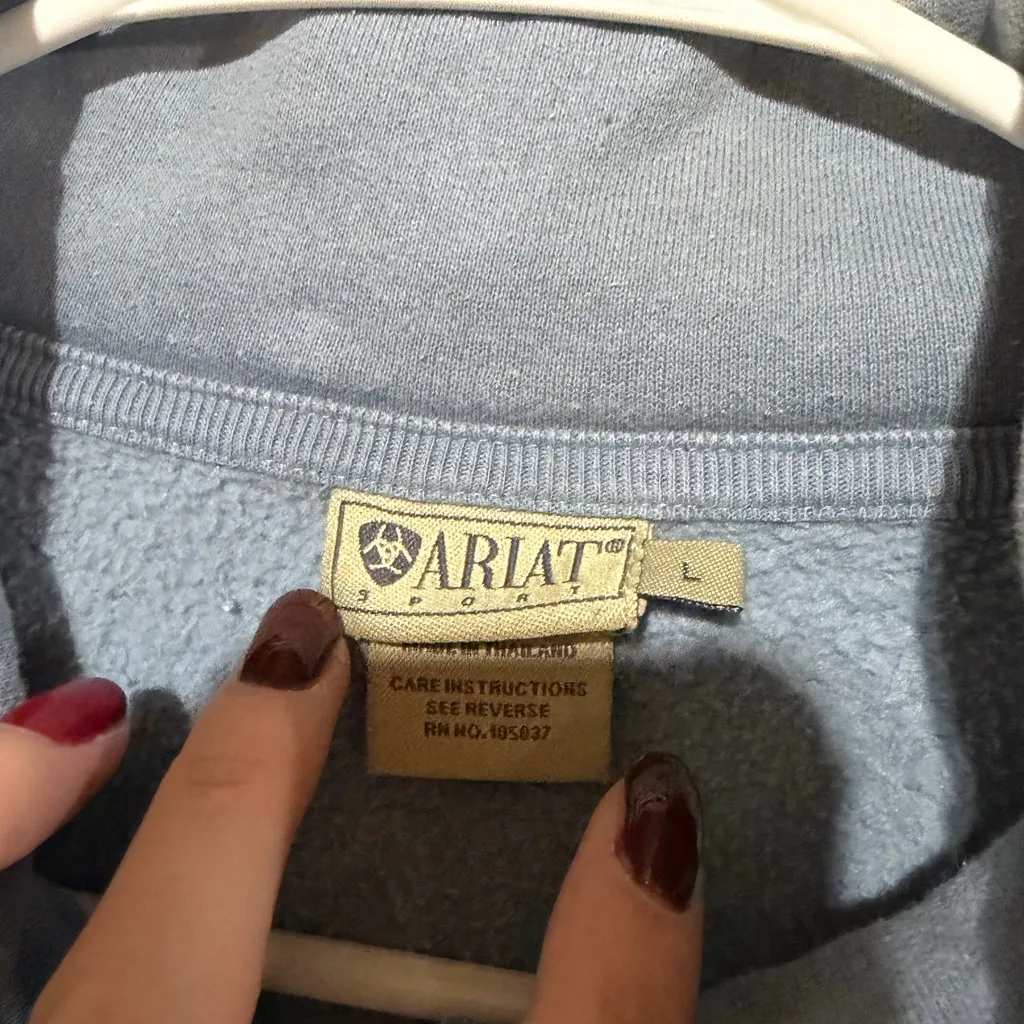 Vintage ariat sweatshirt - Image 2