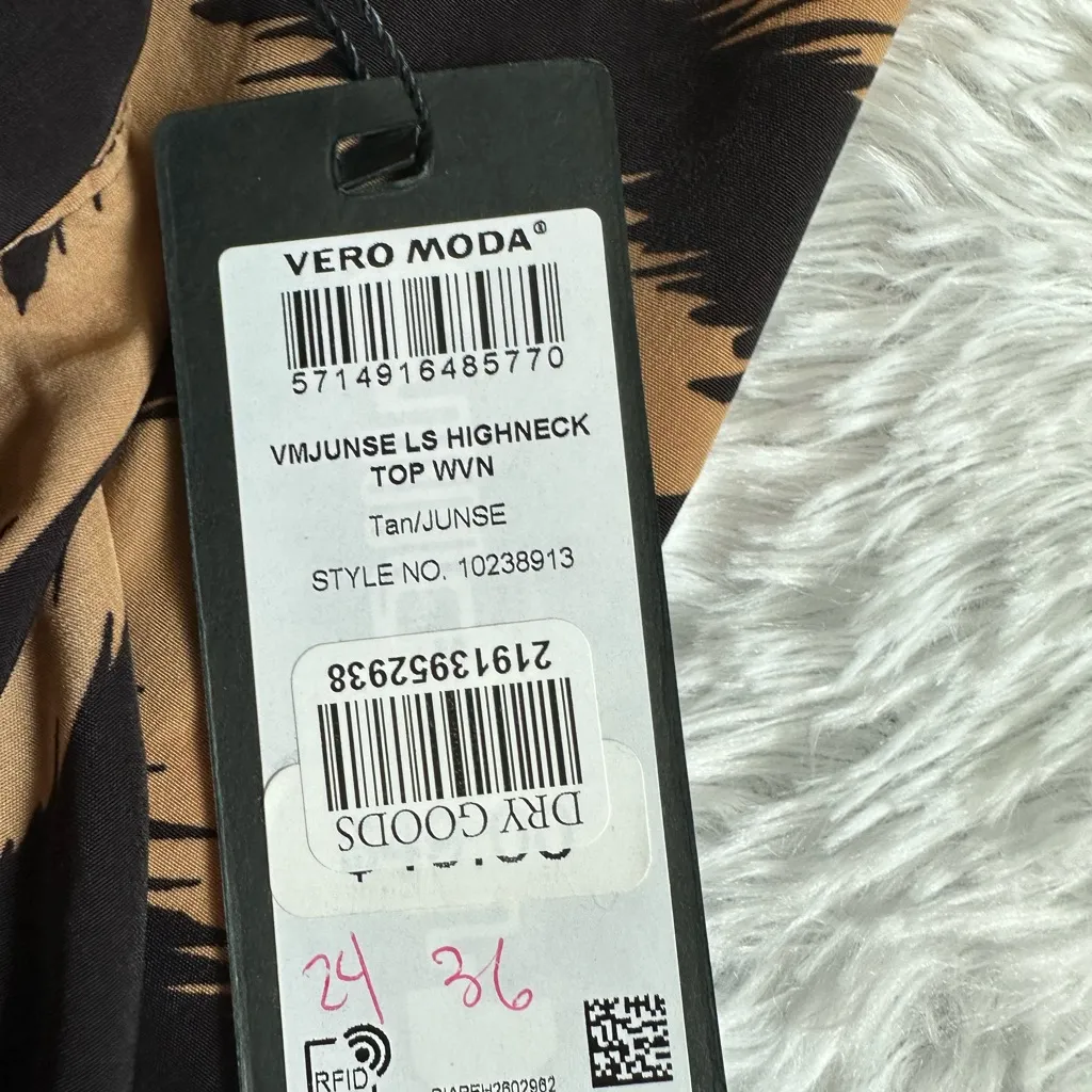 Vero Moda Tan and Black Abstract Print High-Neck Blouse - Image 3