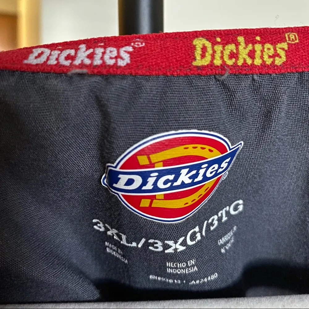 Dickies Women's Scrub Top Solid  V-Neck 3XL, Pewter - Image 6